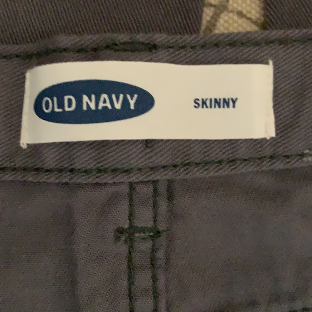 Old Navy gray skinny fit pants. Boys size 14 - Picture 13 of 14